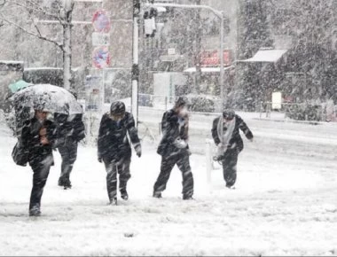 Έρχεται νέο πολικό κύμα κακοκαιρίας - Ποιες περιοχές θα «κτυπήσει» - Χιόνια μέχρι και στο κέντρο της Αθήνας